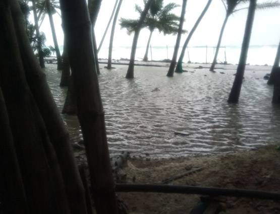 चक्रवाती तूफान 'ओखी' ले रहा है विकराल रूप, तमिलनाडु में बारिश