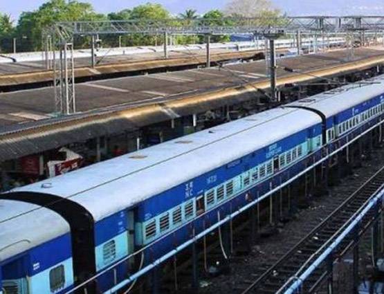 सड़क पर फटे कपड़े पहनकर घूम रहा था भिखारी, निकला करोड़पति