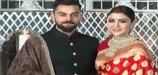 देखें: विराट-अनुष्का के रिसेप्शन की फोटोज, ऐसा रहा लुक