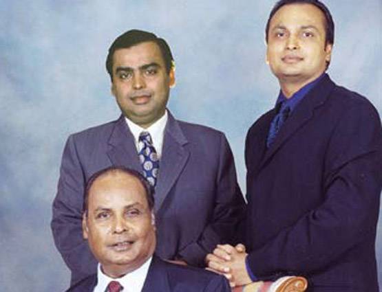 ...जब 1 मेज, 3 कुर्सी, 2 सहयोगियों के साथ धीरूभाई ने शुरू किया बिजनेस