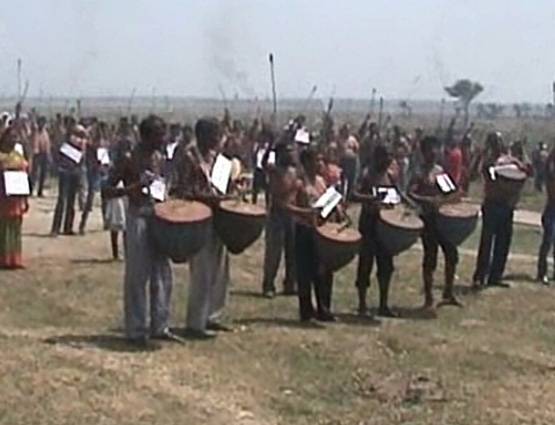 राजनीति चमकाने के लिए महिलाओं की निर्वस्त्र फोटो कर दी वायरल