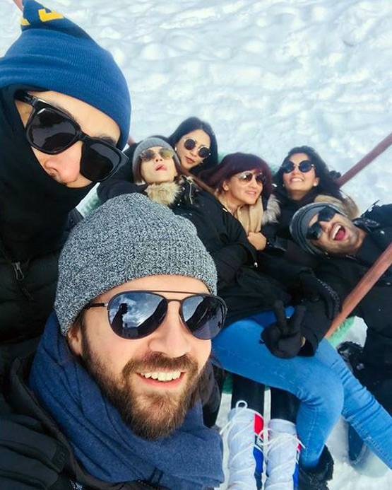 इस खूबसूरत जगह पर साथ हॉलीडे मना रहे हैं सुशांत-कृति, देखें PHOTOS