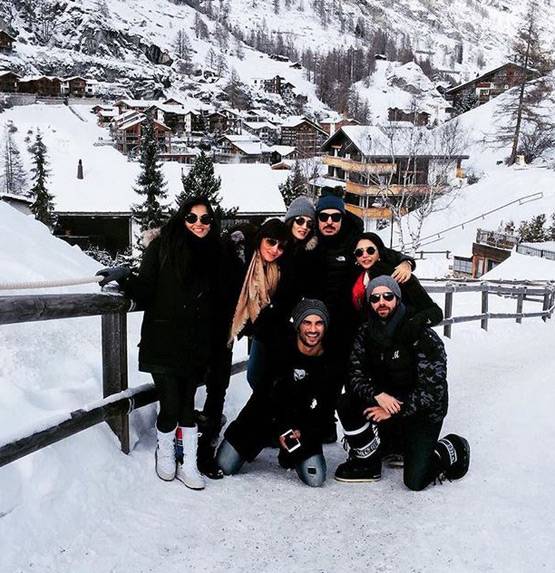 इस खूबसूरत जगह पर साथ हॉलीडे मना रहे हैं सुशांत-कृति, देखें PHOTOS