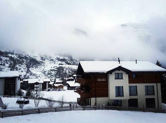 इस खूबसूरत जगह पर साथ हॉलीडे मना रहे हैं सुशांत-कृति, देखें PHOTOS