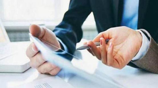 मिनिमम बैलेंस न रखने पर बैंक वसूल रहे जुर्माना, रहें सतर्क