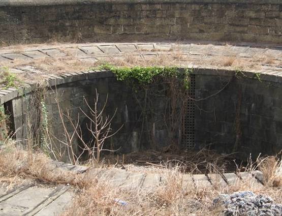 अंतिम संस्कार का हिंदू तरीका अपनाने को क्यों मजबूर हैं पारसी