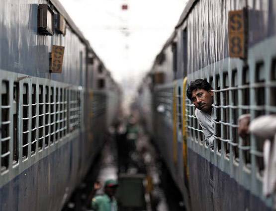 कौन सी ट्रेन हुई रद्द या है लेट, ये सरकारी ऐप देगा सारी जानकारी