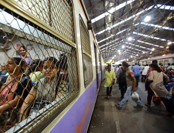 IRCTC को आधार से करें लिंक, पाएं मुफ्त यात्रा का मौका