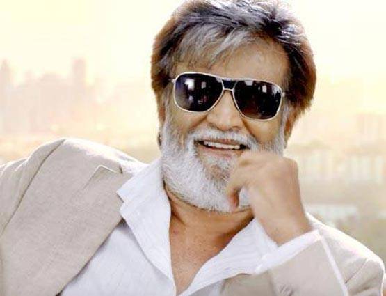 जब रजनीकांत बोले- 'ईश्वर ने चाहा तो राजनीति में आएंगे'