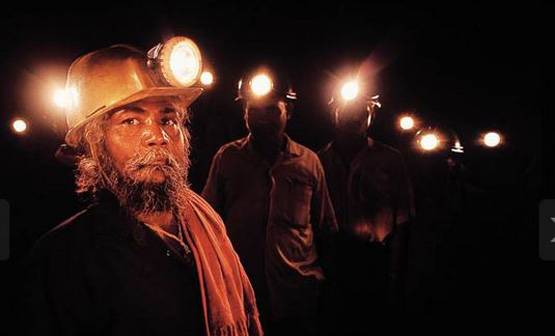 1.86 लाख करोड़ का कोयला घोटाला: मनमोहन से हुई थी पूछताछ