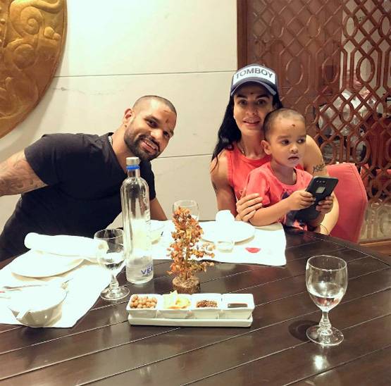 32 साल के शिखर धवन हैं तीन बच्चों के पिता, बड़ी बेटी की उम्र है 16 साल