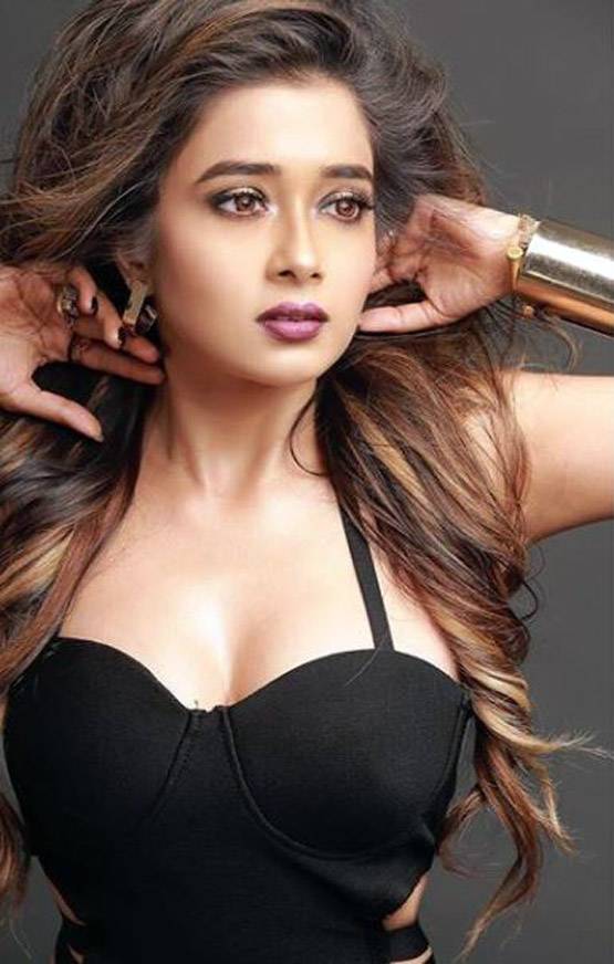 शनि‍ सीरियल की देवी दामिनी टीना का अब तक का सबसे बोल्ड शूट