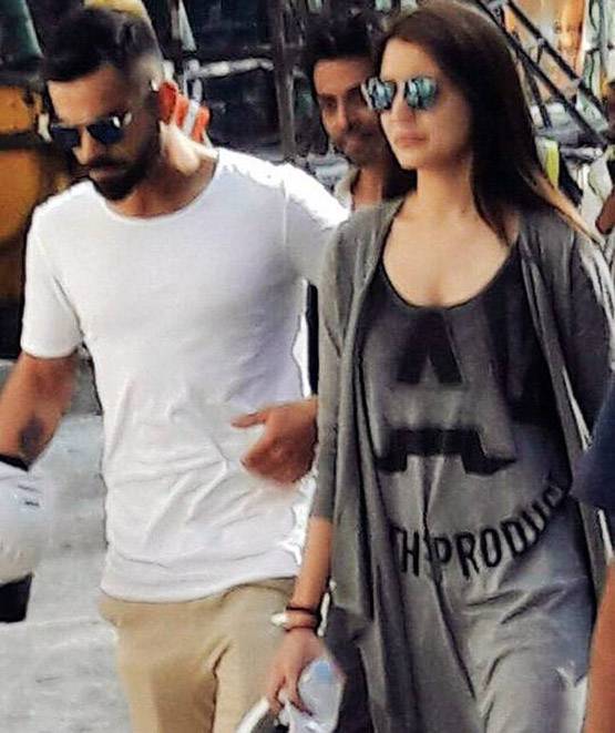 शादी से पहले भी खुलकर प्यार जताते थे विराट-अनुष्का, 16 PHOTOS