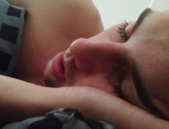 हैरान करने वाले हैं बिना कपड़ों के सोने के फायदे