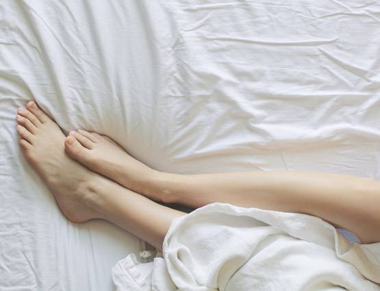 पीरियड्स में पार्टनर के साथ संबंध बनाना कितना गलत?