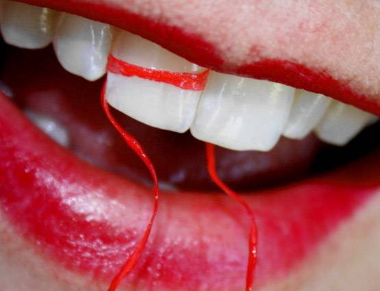 मुंह की दुर्गंध दूर करने के बेहद आसान उपाय