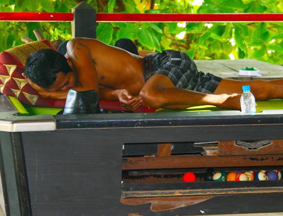 हैरान करने वाले हैं बिना कपड़ों के सोने के फायदे