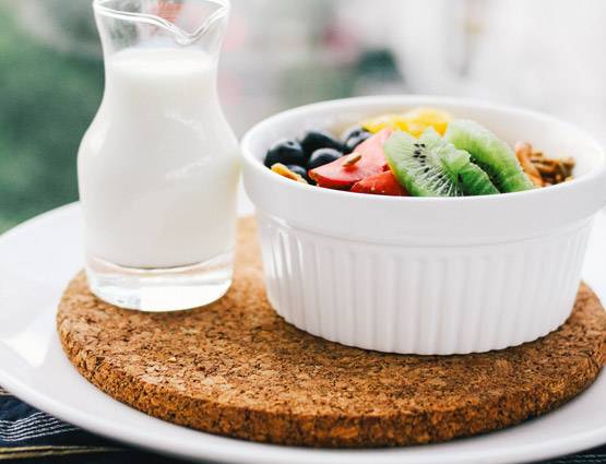 भूलकर भी इन चीजों को ना खाएं एक साथ