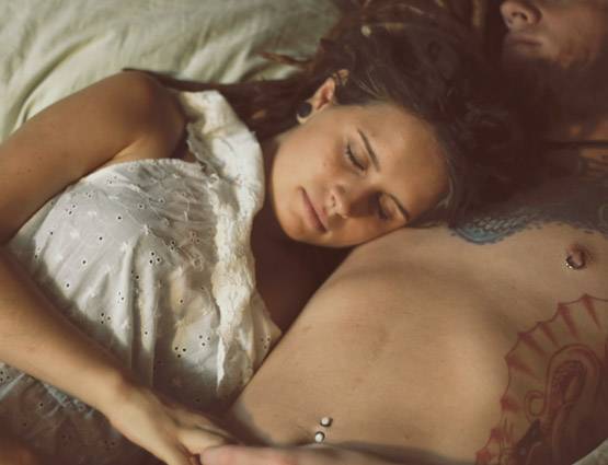 शिशुजन्म के बाद क्या है पत्नी से संबंध बनाने का सही वक्त?