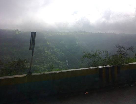 'भूतों' से सामना करने वाले इन भारतीय अफसरों की आपबीती!