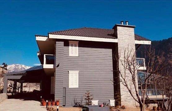 ऐसा है कंगना का बंगला, 10 करोड़ की जमीन पर बनने में लगे 4 साल