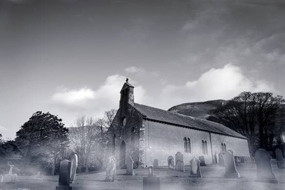 कब्रिस्तान में क्यों वर्जित है ये काम?