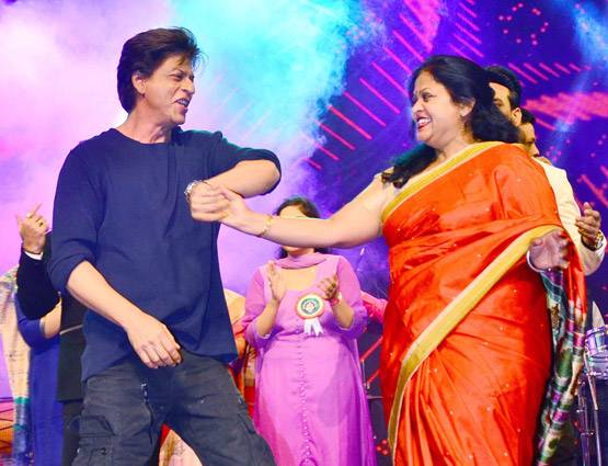 आलिया संग अनुष्का ने डांस स्टेज पर मचाई धूम, PHOTOS