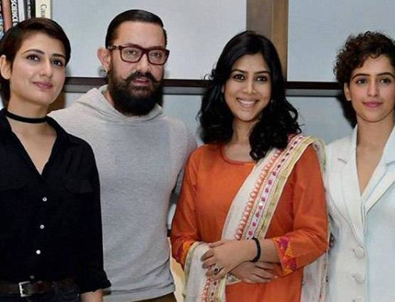 आमिर खान की इस एक्‍ट्रेस को हिना खान ने बताया था भैंगी