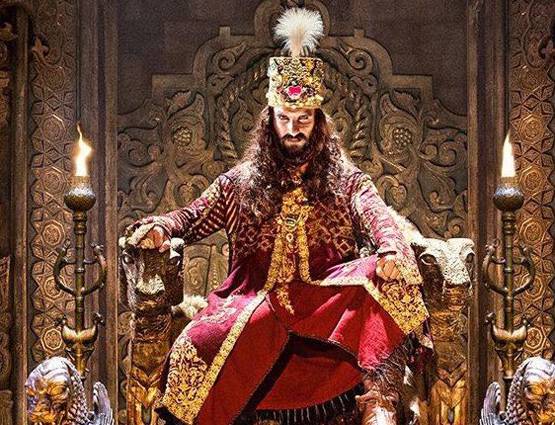 पद्मावत के खूंखार खिलजी की ये तस्‍वीरें आपको डरा देंगी