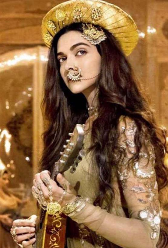 ओम शांति ओम से पद्मावत तक, ऐसे बदलता रहा दीपिका का लुक