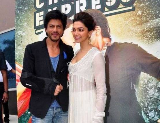 5 साल पुरानी ड्रेस पहन स्पेशल स्क्रीनिंग में पहुंचीं दीपिका