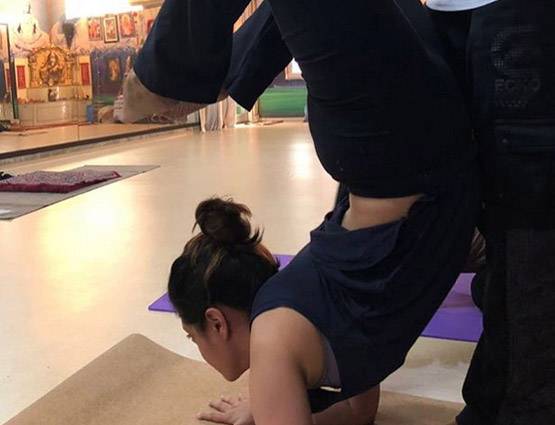 बोल्ड लुक में रिया सेन, कहा- अपनी आग के लिए माफी न मांगें