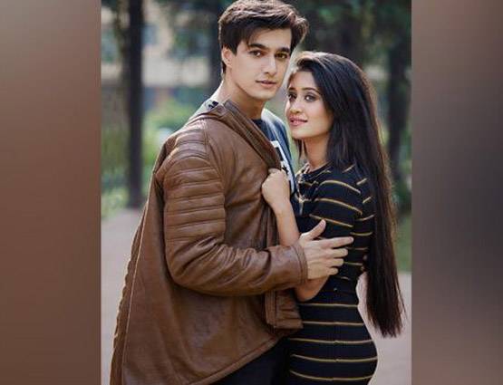 'ये रिश्ता क्या कहलाता' के मोहसीन-शि‍वांगी ने कराया बोल्ड फोटोशूट