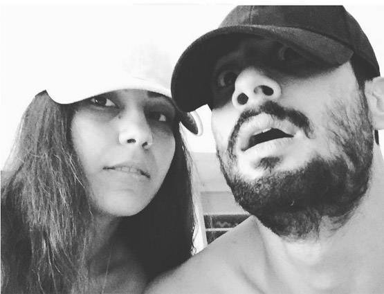 एक्टर प्रतीक बब्बर ने गर्लफ्रेंड से की सगाई, शेयर की PHOTO