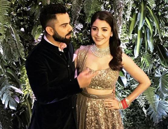 ऐसी खूबसूरत रही विरुष्‍का की न्यू ईयर Morning, फैन को किया विश