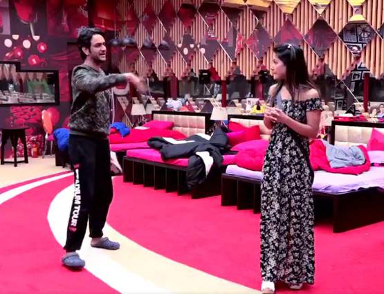 Bigg Boss: टिकट टू फिनाले के लिए घमासान, इन दोनों ने की साजिश