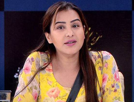 Bigg Boss 11: ये रहे टॉप 4 कंटेस्टेंट, घर से बेघर हुआ ये कंटेस्टेंट