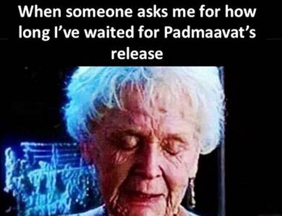 पद्मावती: सोशल मीडिया में केजरीवाल को बताया 'धरनावती'