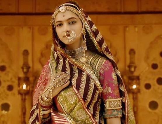 200 कारीगरों ने 600 दिन में बनाए 'पद्मावत' के गहने, 400 Kg सोना लगा