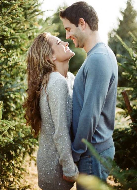 बात-बात में नाम लेता है वो, कुछ तो बात है!