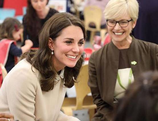 ब्रिटेन: राजमहल में दाई की मदद से तीसरे बच्‍चे को जन्‍म देंगी केट!