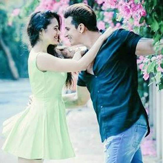 बिग बॉस में शुरू हुई प्रिंस की लव स्टोरी, अब गर्लफ्रेंड से की सगाई