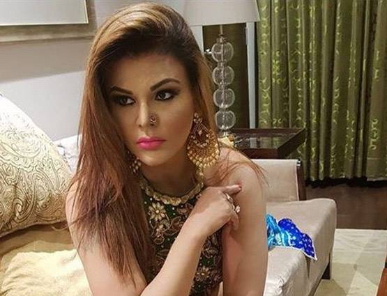 किसिंग सीन करते वक्त आधी बोतल शराब पी गईं राखी सावंत