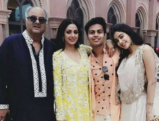 क्या बेटी जाह्नवी के 'अफेयर' से परेशान हैं श्रीदेवी? ऐसी है अफवाह