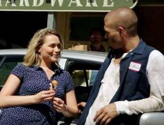 फूड चेन में काम करती थी ये लड़की, 16 की उम्र में बनी एडल्ट स्टार