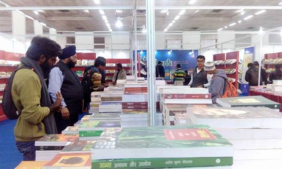 World Book Fair: दूसरे दिन उमड़े 1 लाख से ज्यादा पुस्तक प्रेमी