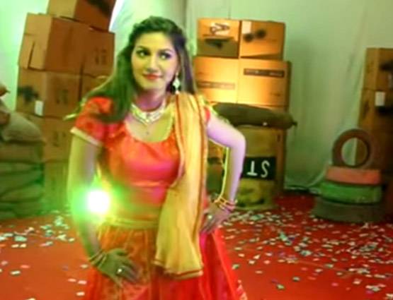 26 साल पुरानी भोजपुरी फिल्म से जुड़ीं सपना चौधरी, ऐसे शूट किया सॉन्ग