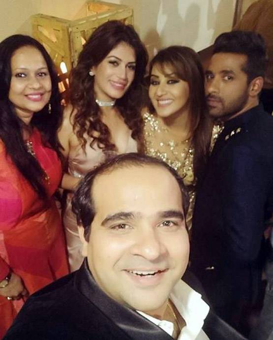 बिग बॉस के बाद यहां पार्टी करते दिखे लव लव बर्ड्स पुनीश-बंदगी