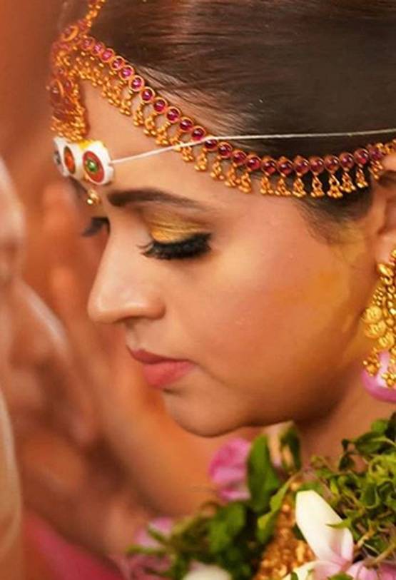 मलयालम एक्ट्रेस भावना ने लिए 7 फेरे, प्रियंका ने ऐसे दी बधाई