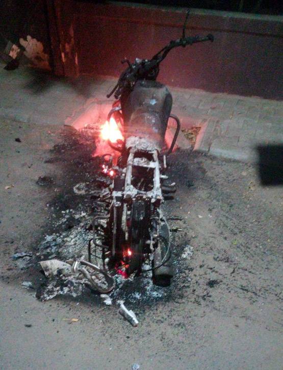 पद्मावत पर बवाल, अहमदाबाद में मॉल-सिनेमाघर में आगजनी